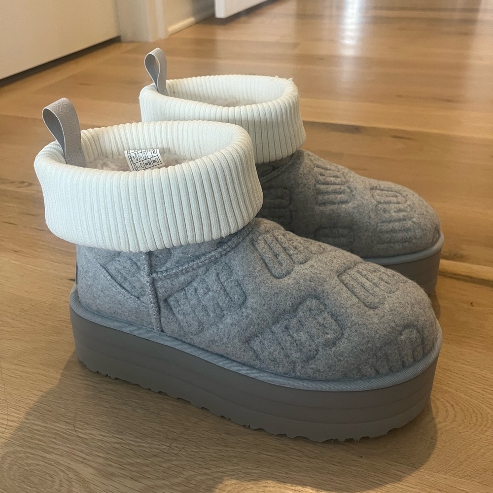 UGG Classic Mini Platform Felted Boot